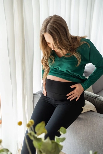 Rugalmas és nem áttetsző a magabiztos mozgáshoz