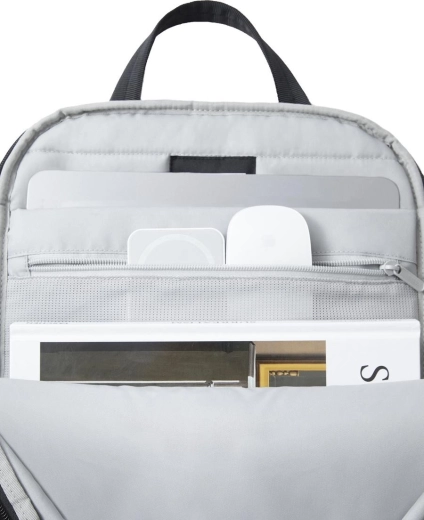 Átlátható rendszerezés és laptoprekesz