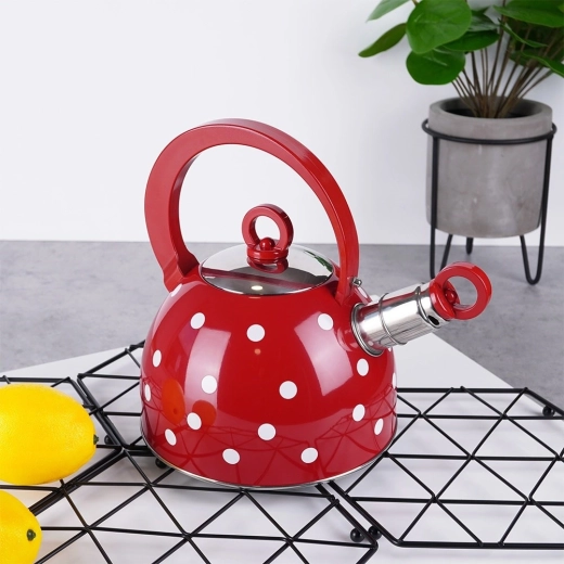 Stílusos retro dizájn pöttyökkel