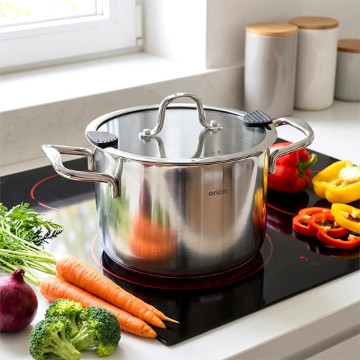 Sokoldalú használat minden főzőlapon és a sütőben is