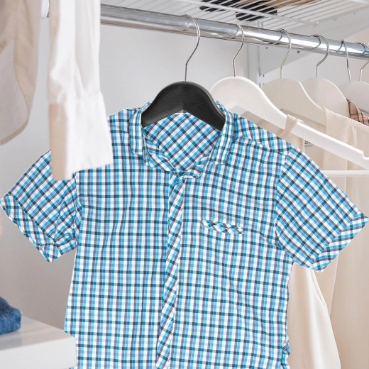 Forgatható fém kampó a könnyű felakasztáshoz