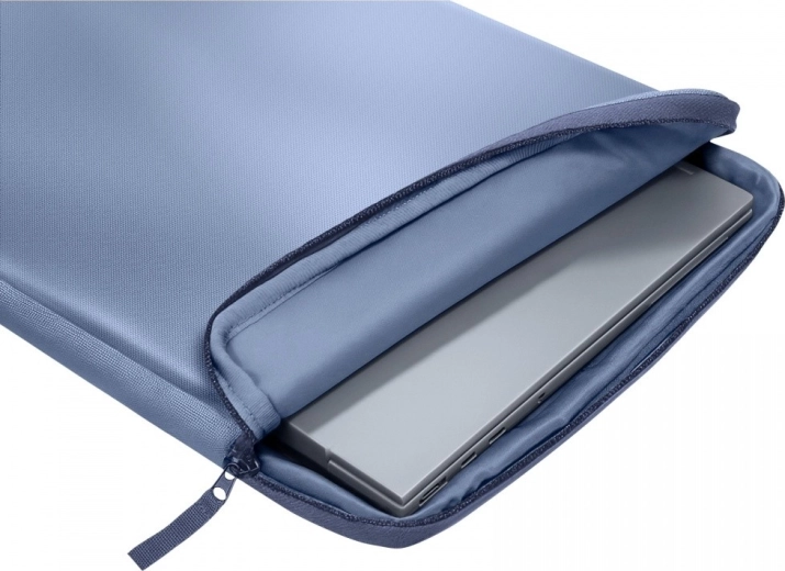 Ütésálló párnázás és puha belső bélés