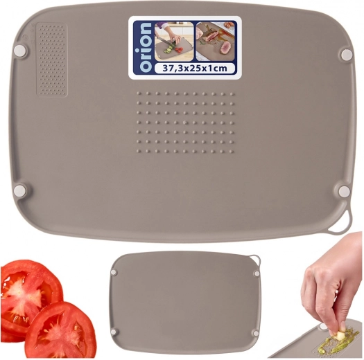 Stabil szeletelés a középen elhelyezett tüskéknek köszönhetően