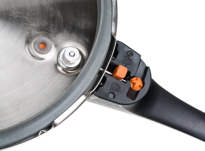 Biztonságos bajonettes zárás és precíz szabályozás