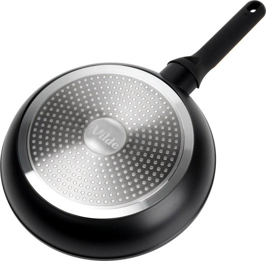 Kompatibilis minden tűzhelytípussal, beleértve az indukciót is