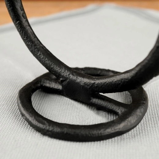 Stabil és tartós fémkivitel