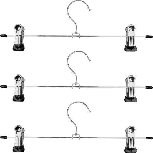 Tartós fém konstrukció ezüst színben