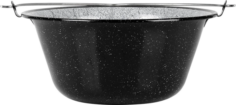 Nagy űrtartalom, főzés az egész csapatnak