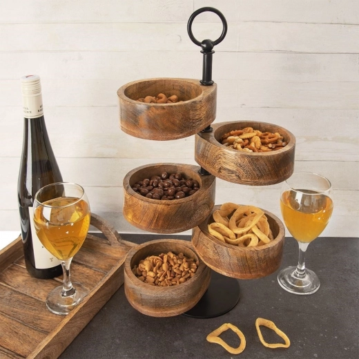 Öt forgatható tál a hatékony tálaláshoz