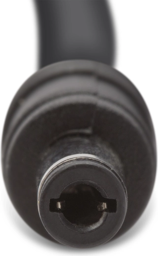 5,5 × 2,5 mm-es csatlakozó