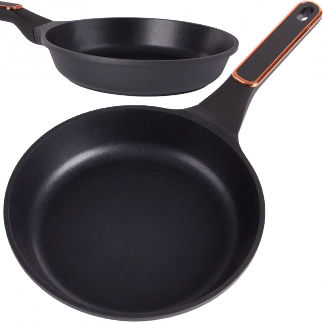 Tapadásmentes serpenyő 24 cm indukcióhoz és gázhoz