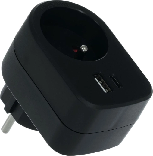 Összesen legfeljebb 2,4 A-es USB-kimenet