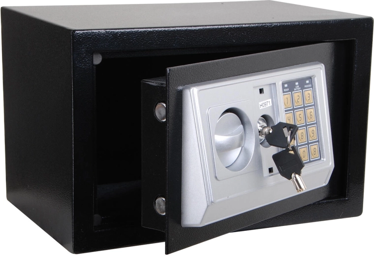 Masszív felépítés és reteszelő csapok