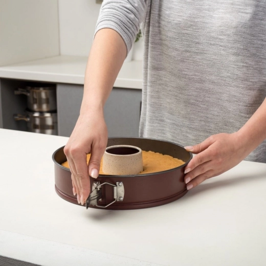 Kapcsos perem az egyszerű kiemeléshez