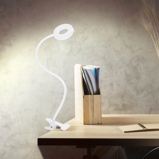 USB-táplálás kábeles vezérlővel