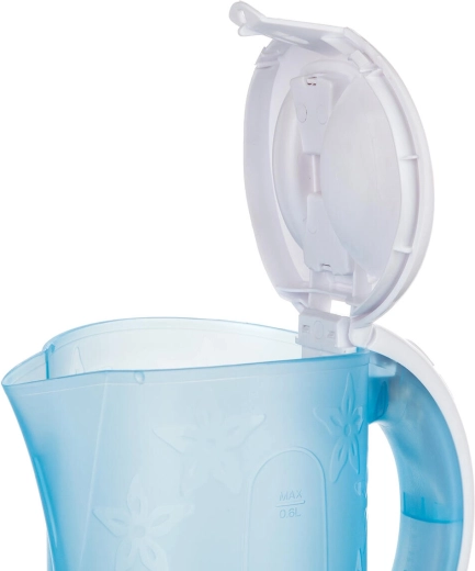 Kompakt 0,6 l űrtartalom a gyors italokhoz