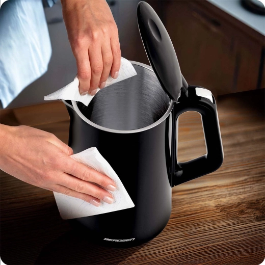 Könnyű tisztítás és biztonságos működés