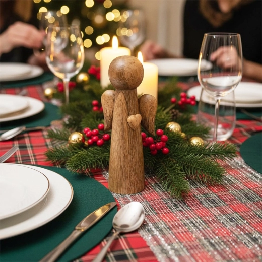 Elegáns dekoráció ünnepi asztalra