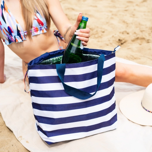 Könnyű, mégis tágas – 23 liter