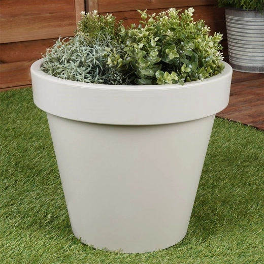 Könnyű és tartós műanyag