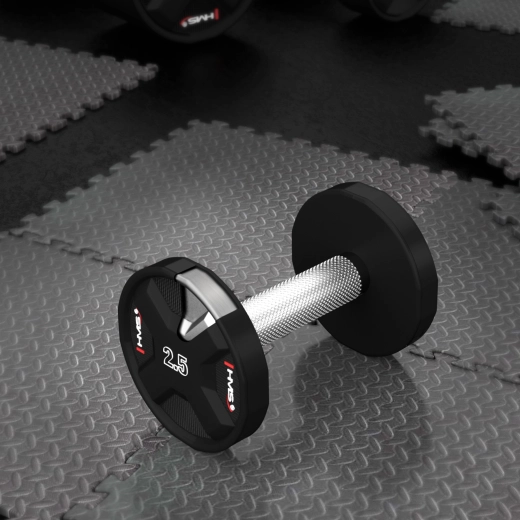 Biztos fogás a recézett markolatnak köszönhetően