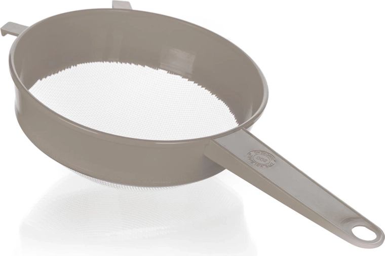 Kényelmes nyél és stabil támaszok