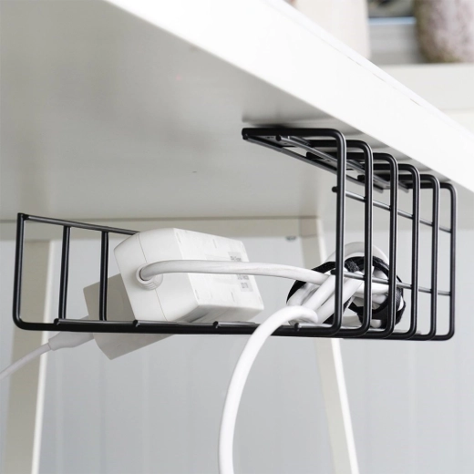 Tartós fém konstrukció nyitott kialakítással