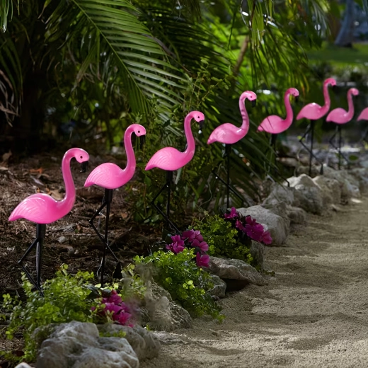 Dekoratív hatás utakhoz és ágyásokhoz