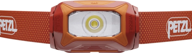 300 lm teljesítmény és széles fénykúp