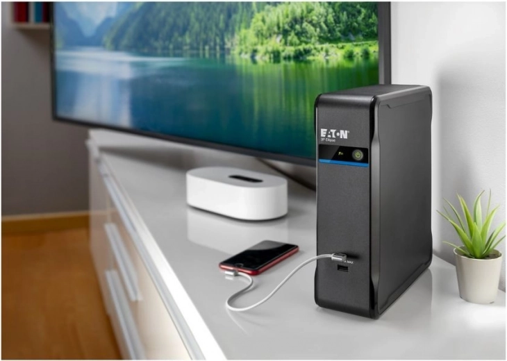 USB-töltés az előlapon