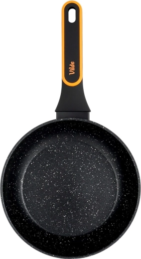 Kényelmes, nem melegedő nyél