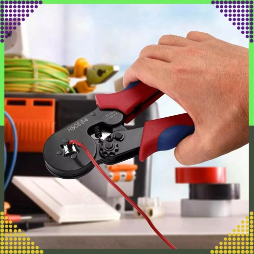 Ergonomikus markolat és kompakt méret