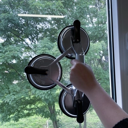 Akár 150 kg teherbírás a biztonságos kezeléshez