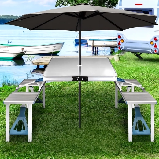 Kényelmes árnyék napernyőnyílásnak köszönhetően