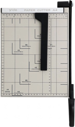 Tartós fém szerkezet rozsdamentes éllel