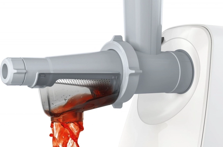 Paradicsom- és bogyóspüré magok nélkül