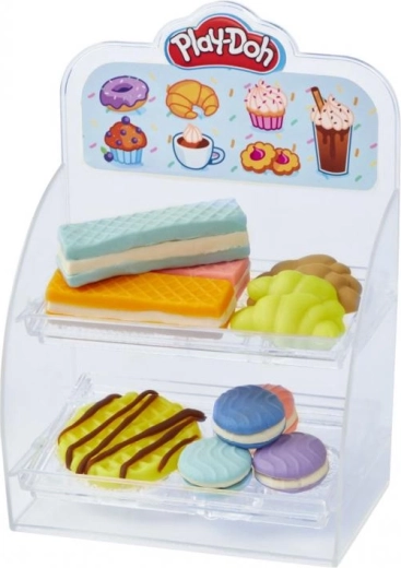 Átlátszó vitrin az alkotásoknak