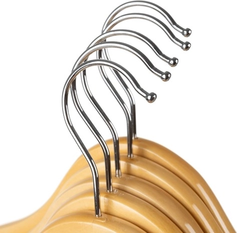 Ergonomikus forma és csúszásgátló vájatok