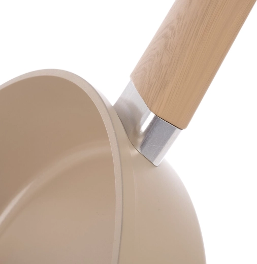 Ergonomikus, fa hatású nyél