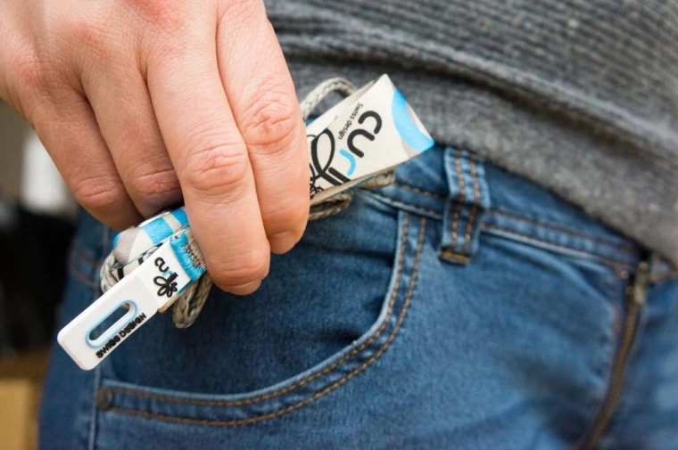 Kényelmes pánt és zacskótartó