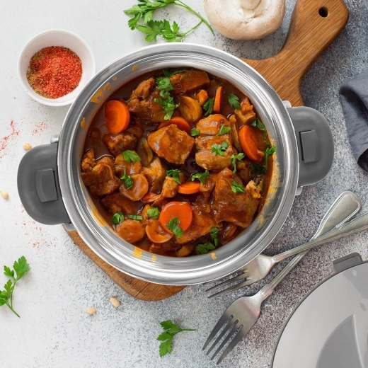 Biztonságos hordozás a masszív fogantyúknak köszönhetően