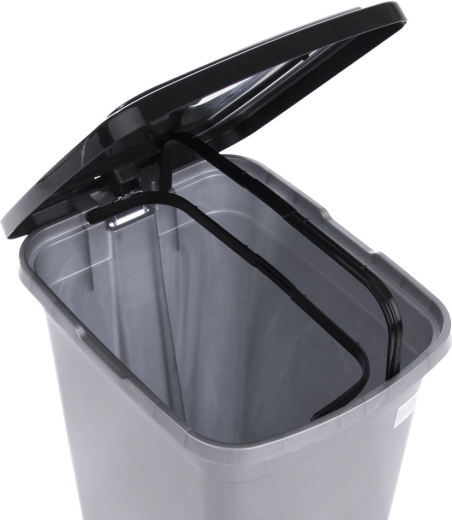 Zsáktartók a kosár belsejében