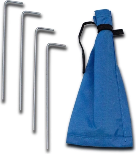 Stabil kültéren a cövekeknek köszönhetően