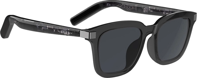 Érintésvezérlés és hangasszisztens