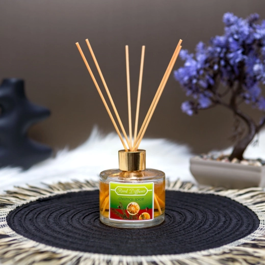 Karácsonyi fűszer illatú aromadiffúzor pálcikákkal, 100 ml