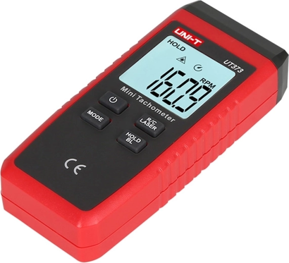 Jól olvasható háttérvilágított LCD és Hold funkció