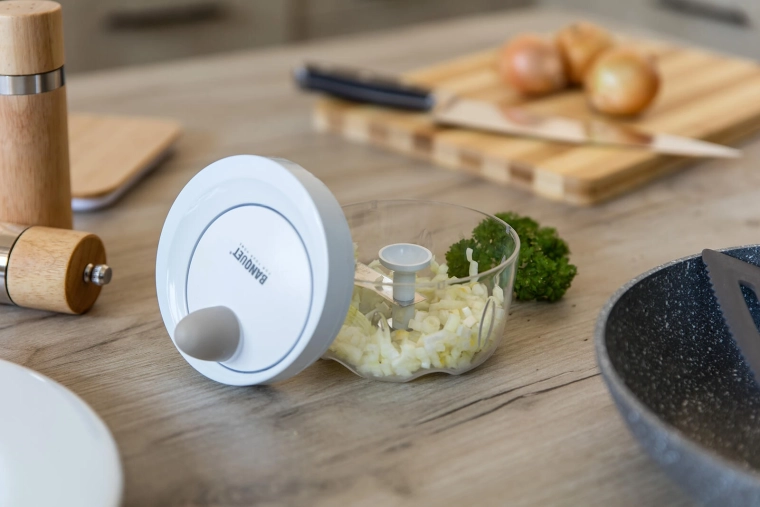 Átlátszó tál a kontrollhoz