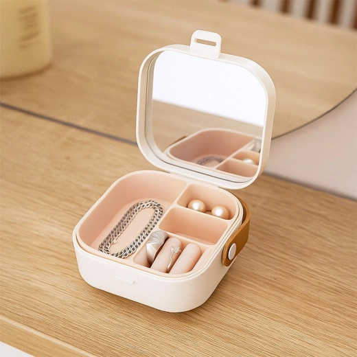 Beépített tükör a gyors igazításhoz bárhol