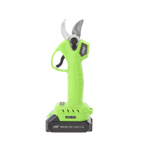 Erős kefementes motor a sima vágásokért