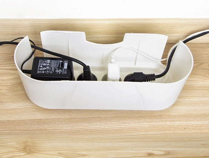 Elrejti a hosszabbítót és a töltőket